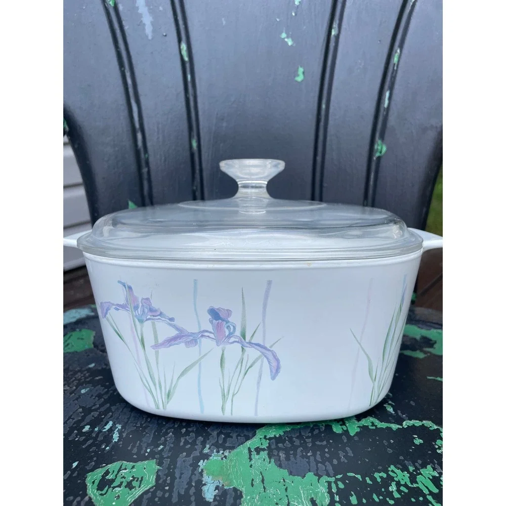 Corning Ware Iris Casserole Dish with Glass Lid White Purple Floral 2 Quart